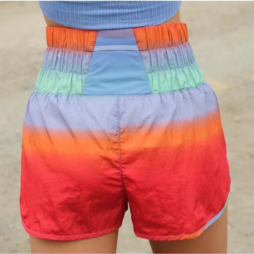 HOST PICK 🥳🤩NEW FREE PEOPLE The Way Home Printed Shorts - Picture 2 of 2